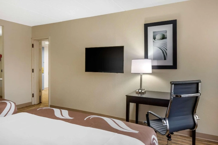 Quadruple Suite