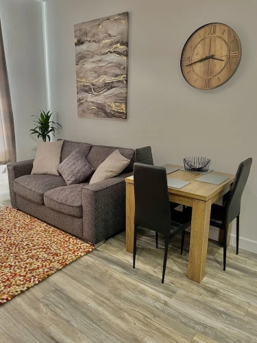 Apartment with garden view