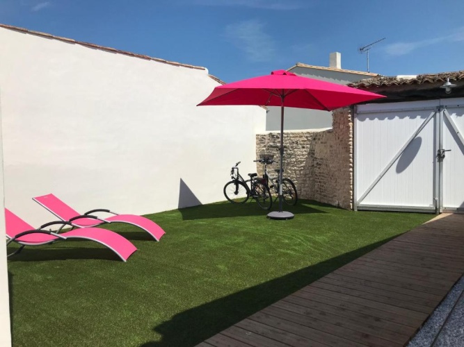 3 Bedrooms Villa