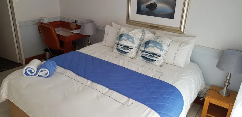 The Club House Guesthouse