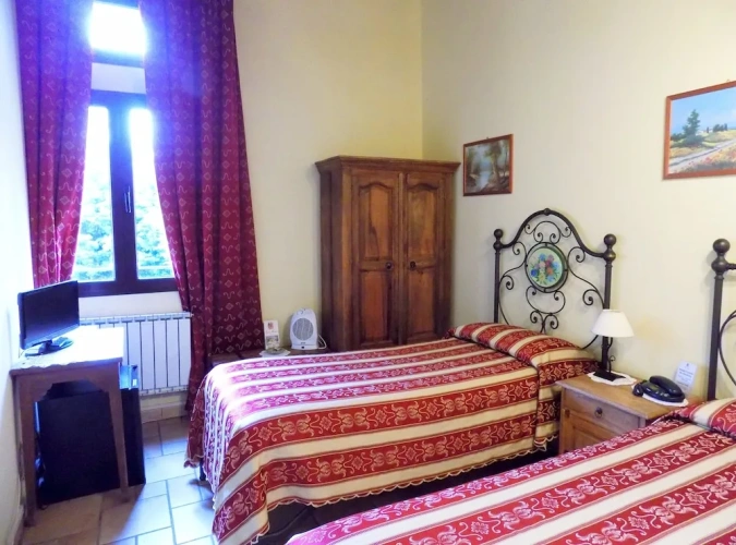 Deluxe Twin room
