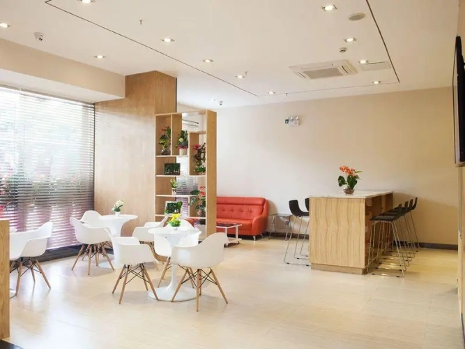 Economy Twin room
