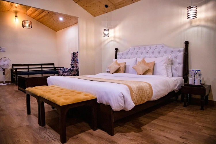 Deluxe Cottage with balcony