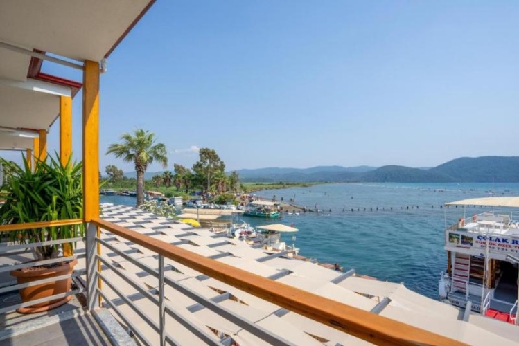 Deluxe Double room with balcony and with sea view