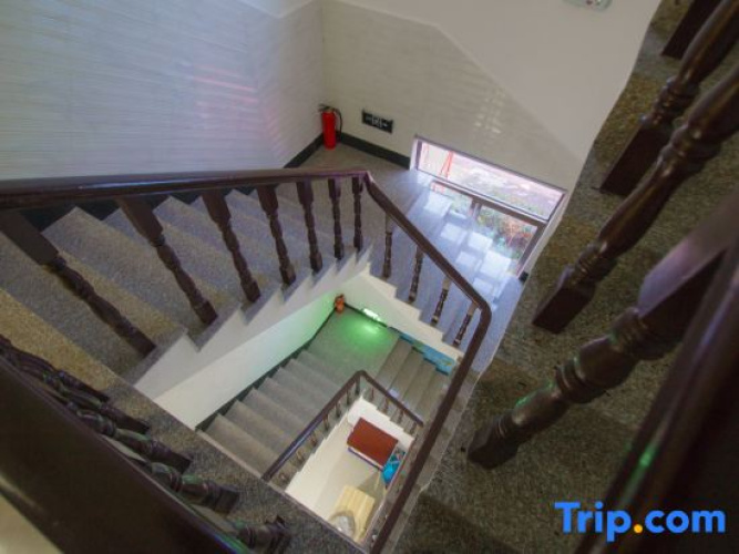 Cixi xueping hotel