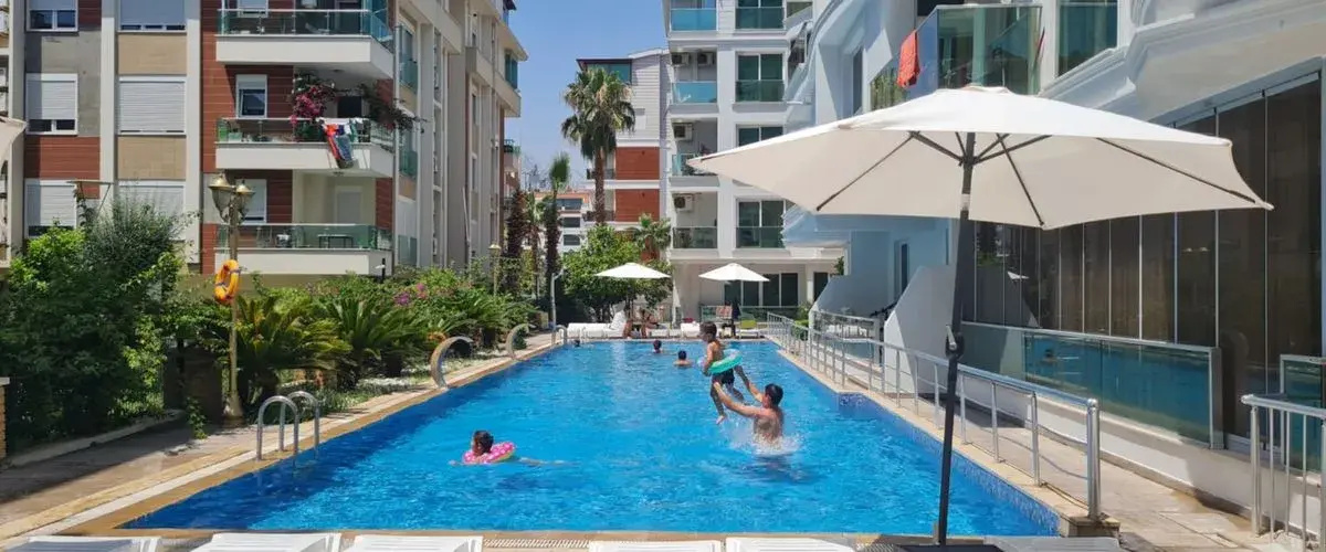 Aqua City Suit