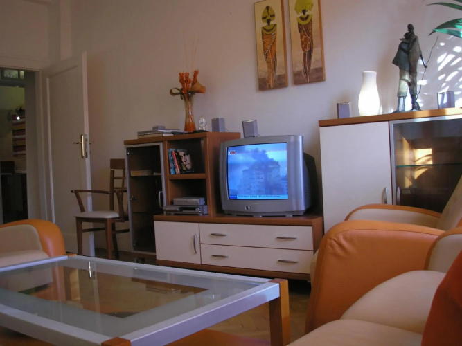 Apartment Accommodation up to 17