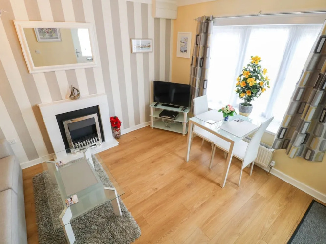 16 Retingham Way