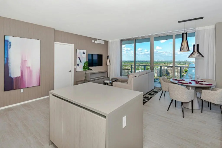 5 Infinity Pool Front Ocean View: Brand New 2BR