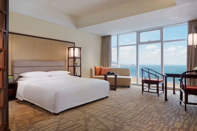 Double Club room with ocean view