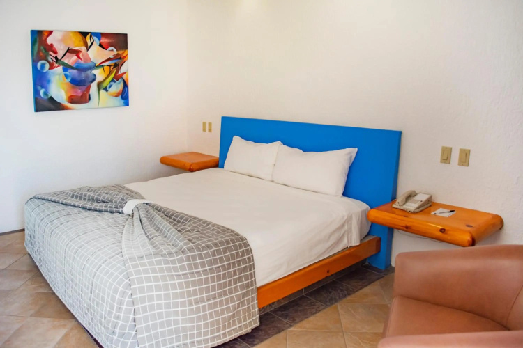 Los Patios Hotel