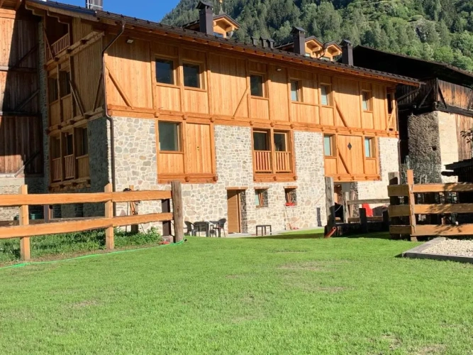 Double Duplex Apartment