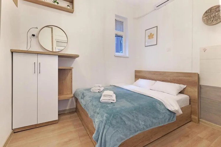Ikar Apartments