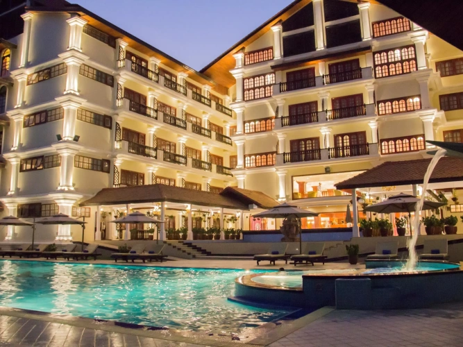 Deluxe Twin room with balcony and with view