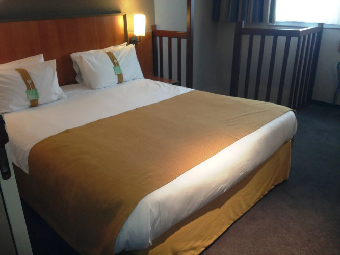 Holiday Inn Calais by IHG
