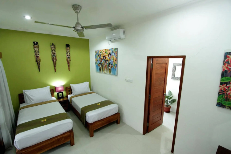 Maha Residence Guest House