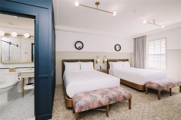 Standard Quadruple room