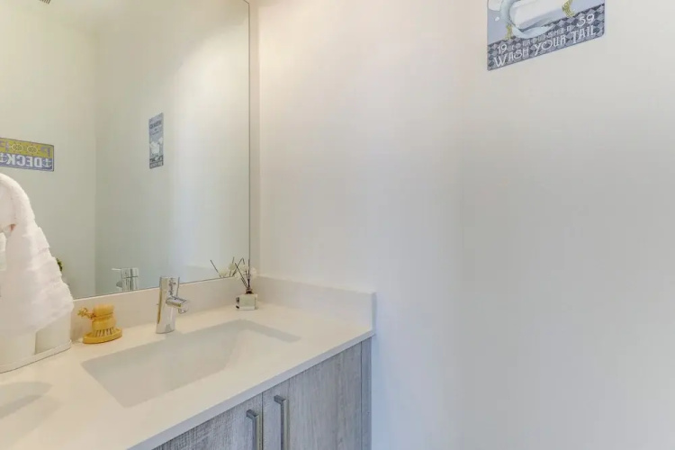 Hub for World Cup Fever! Pet-friendly Seattle Base