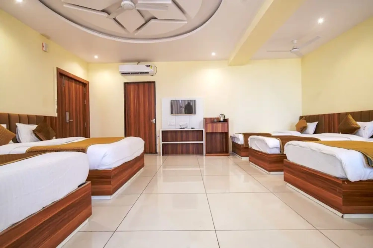 Standard Family room