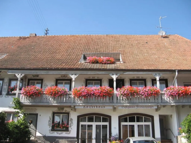 Standard Triple room with balcony