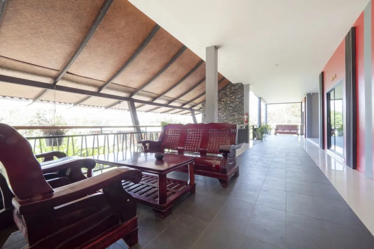 OYO 75343 P TWO P Resort