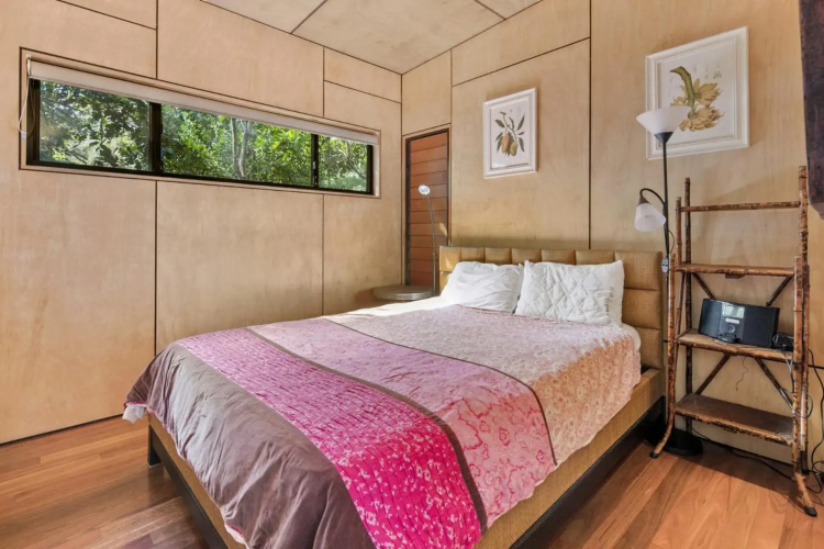 Pandanus Retreat