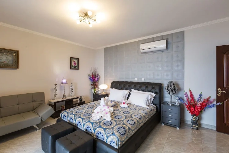 Guest rooms