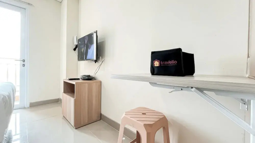Simply And Homey Studio Room Apartment B Residence