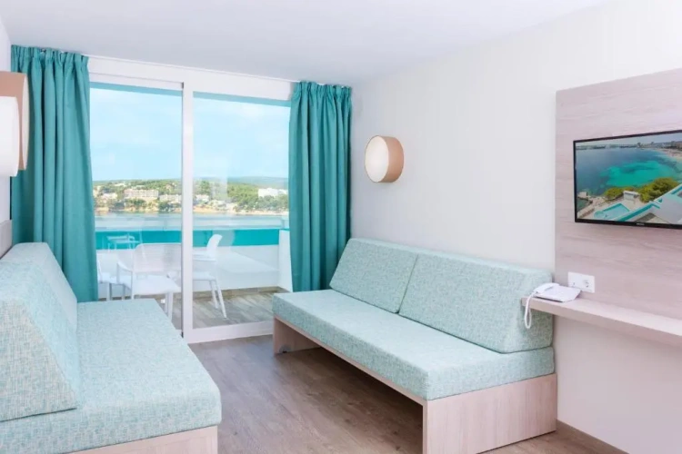 Studio with sea view