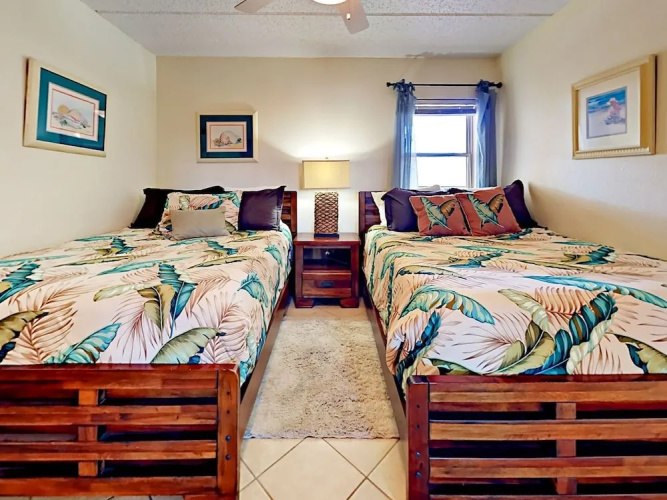 4400 Gulf Blvd Condo Unit 207
