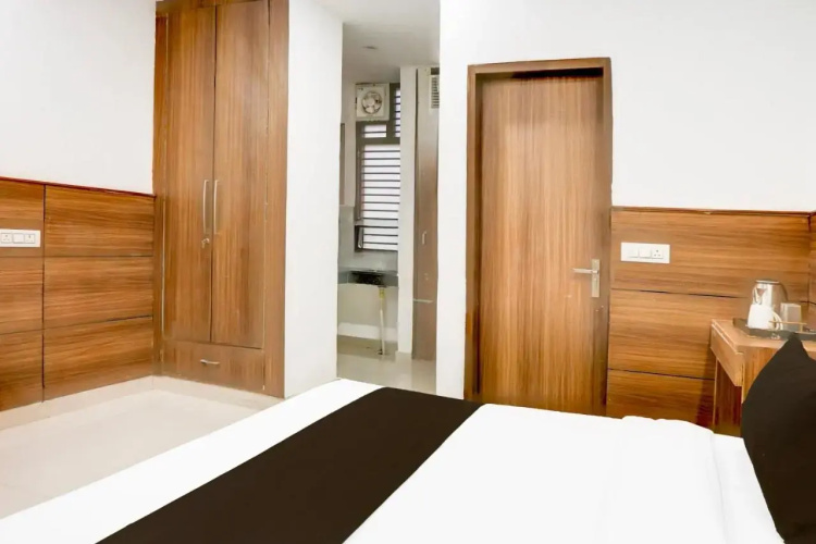 Cyber City Suites