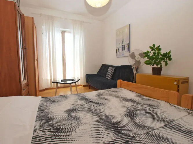 Apartment 1095