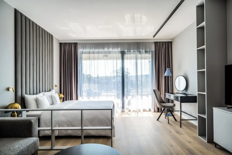 Standard room with balcony