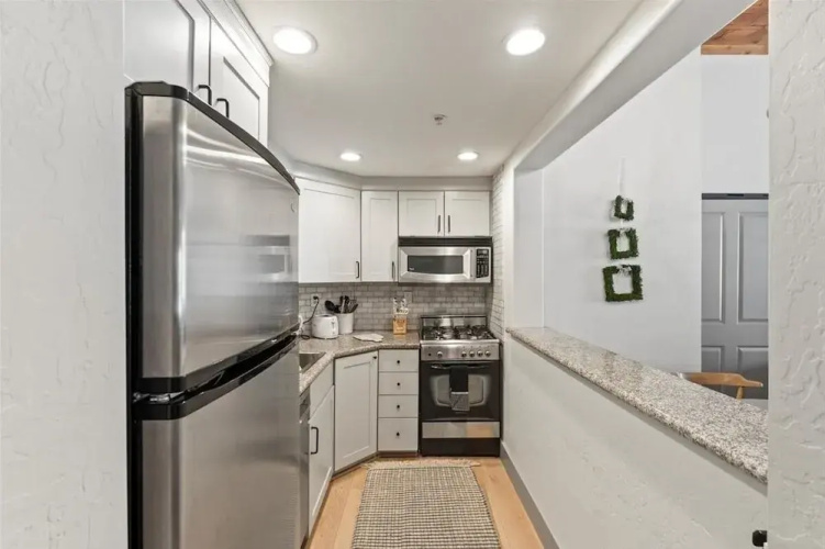 Villa 3023 1 Bed 1 Bath Full Kitchen 1 Bedroom Villa