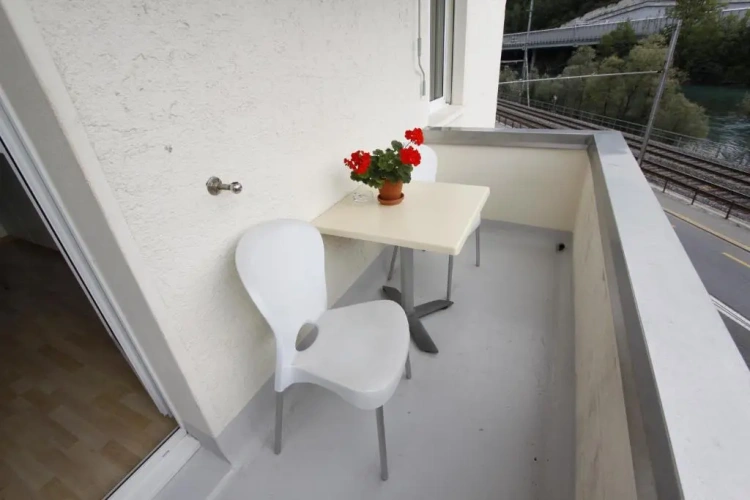 2 Bedrooms Triple Apartment
