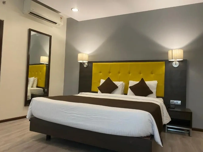Standard Double room with view