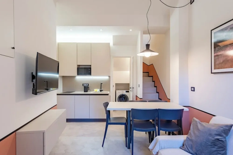 2 Bedrooms Apartment with balcony and with city view