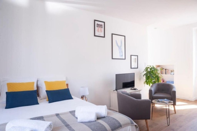 1 Bedroom Double Apartment
