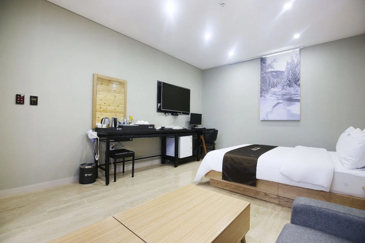 CYGNUS Hotel