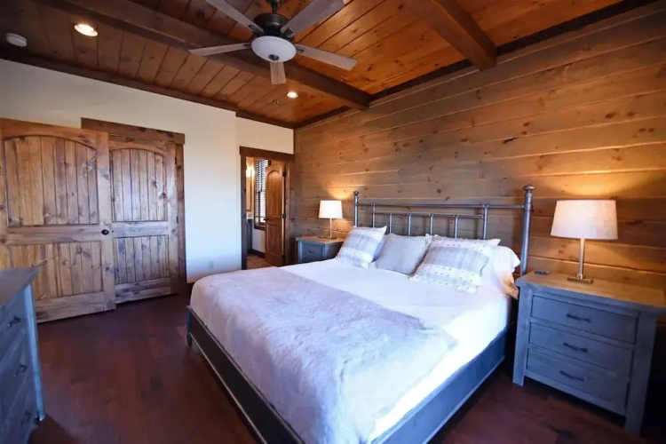 High Ridge Lodge- Epworth GA