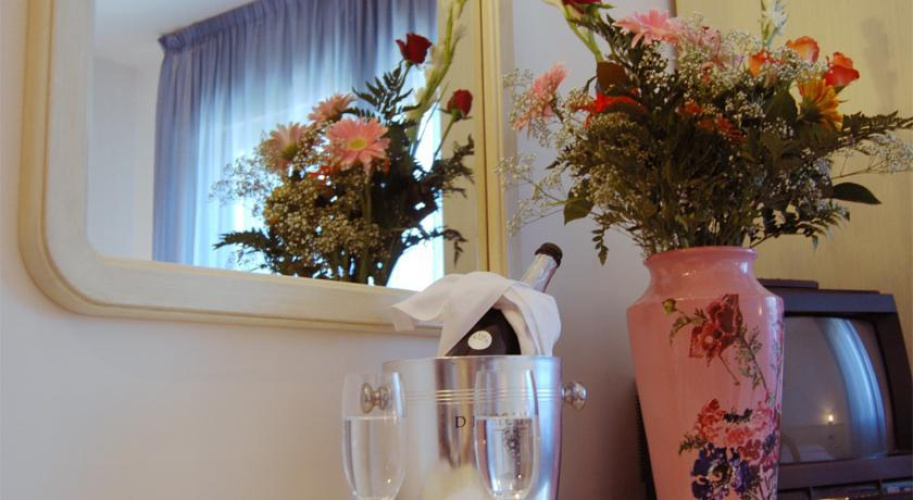 Byron Laguna Inn