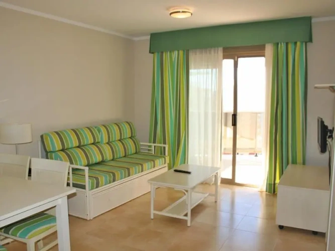 1 Bedroom Apartment with balcony