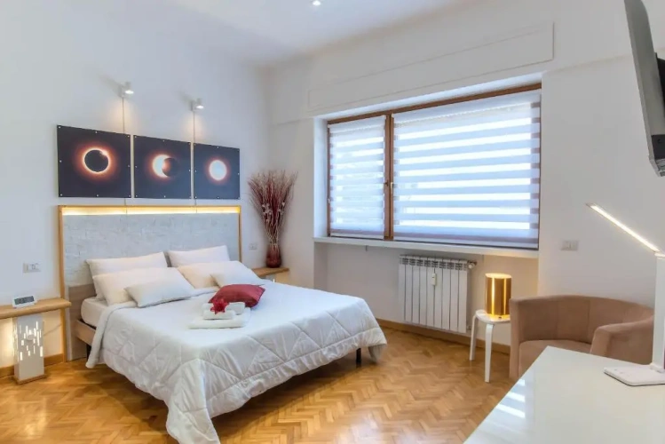 2 Bedrooms Apartment