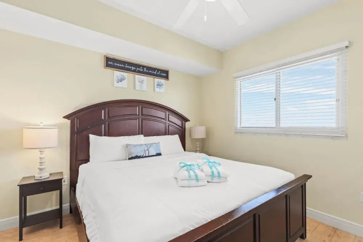 Sterling Breeze 1105