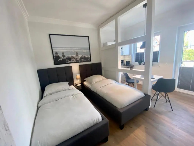 1025- Alte Da h me - Neu