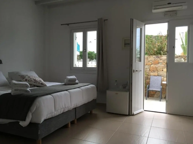 Standard Double Basement room