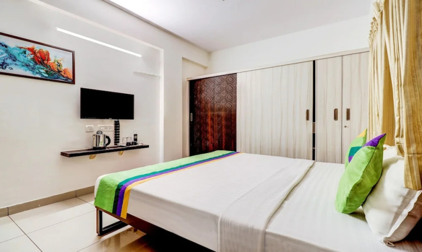 SAGA Comforts Aparthotel