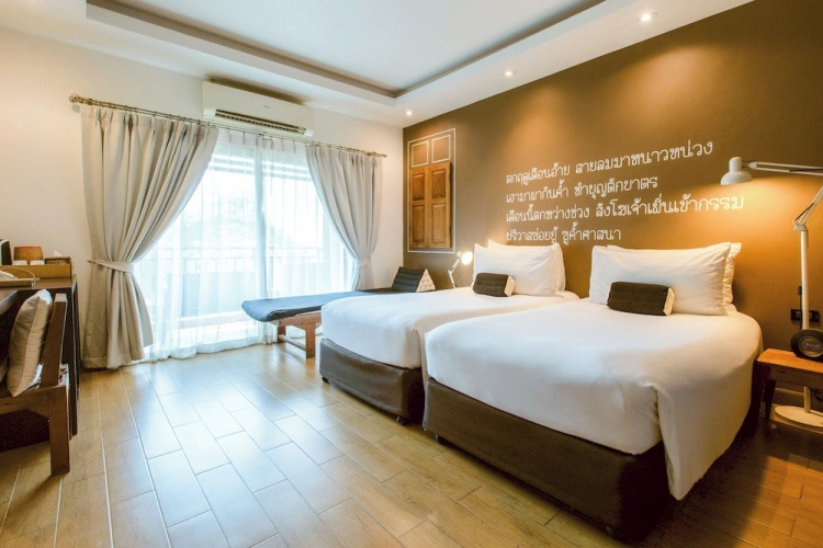 Deluxe Twin room with balcony
