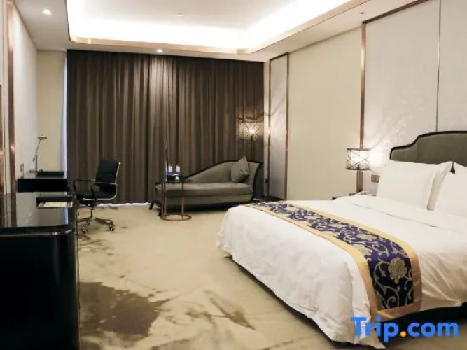 Premier Suite