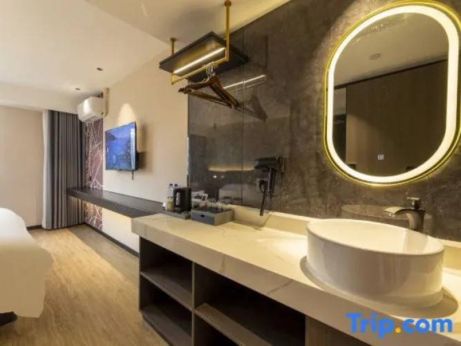 Yunfeng Smart Hotel